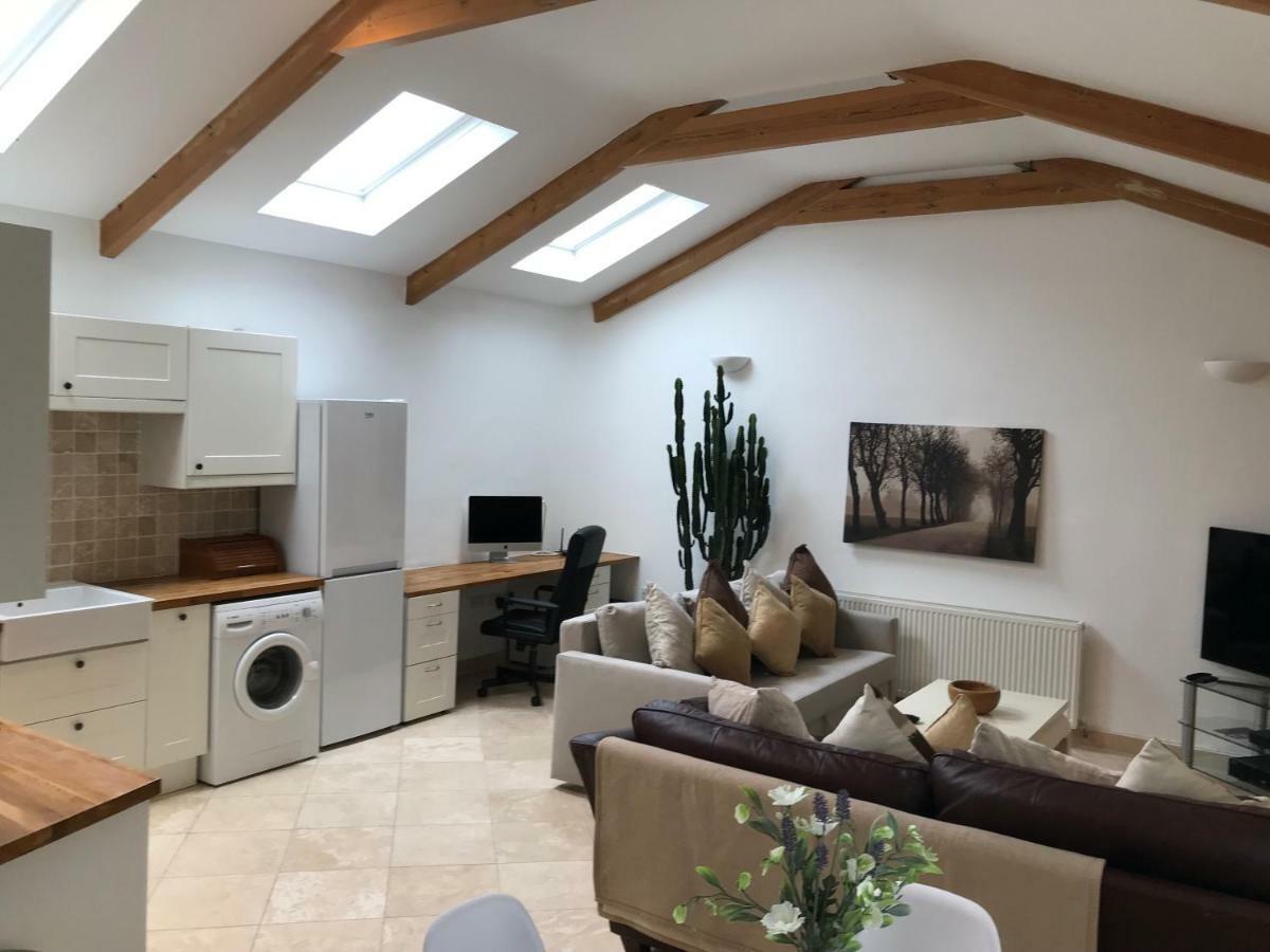 The Coach House Apartment Cardiff